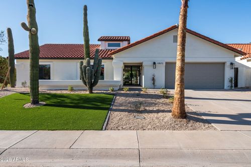 10572 E Bella Vista Dr, Scottsdale, AZ, 85258-5764 | Card Image