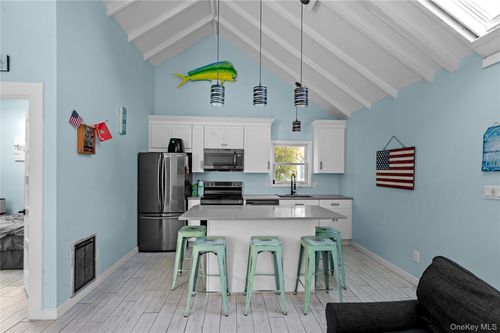 987 Surfview Walk, Ocean Beach, NY, 11770-2021 | Card Image