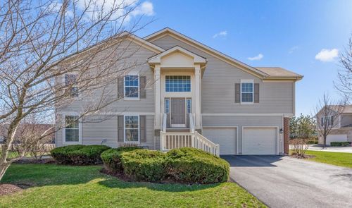 119-119 Fountain Grass Cir, Bartlett, IL, 60103-1398 | Card Image