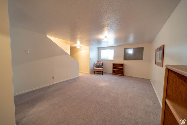 Family room downstairs | Image 34