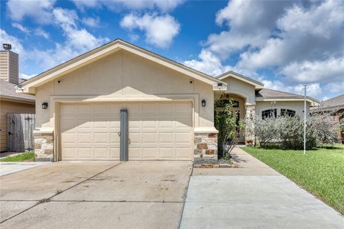 2622 Date Palm Dr, Corpus Christi, TX, 78418-4909 | Card Image