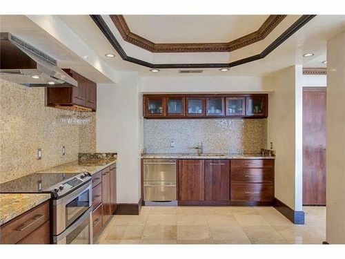 apt-736-5200 Keller Springs Rd, Dallas, TX, 75248-2745 | Card Image