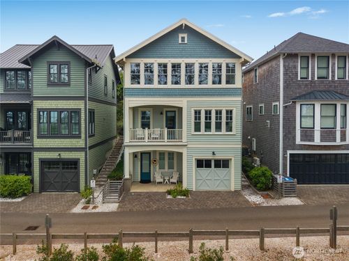 61 Seaside Ln, Pacific Beach, WA, 98571-5100 | Card Image