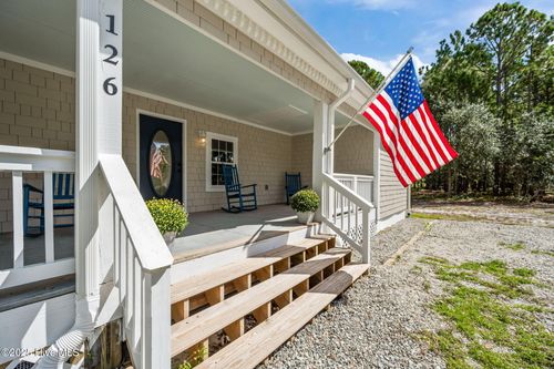 126 Shady Pines Dr, Hampstead, NC, 28443-3253 | Card Image