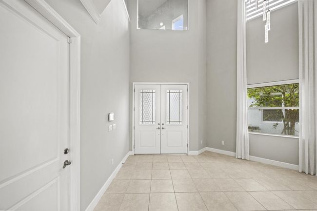 16007 Whippoorwill Cir, House other with 5 bedrooms, 4 bathrooms and null parking in Westlake FL | Image 6