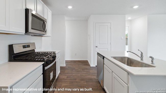 15519 Mint Patch Mdw, House other with 4 bedrooms, 2 bathrooms and null parking in Von Ormy TX | Image 8