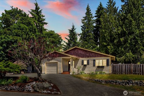 1106 Kenoyer Dr, Bellingham, WA, 98229-2332 | Card Image