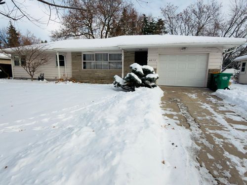 4832 Maryland Ave N, Crystal, MN, 55428-4638 | Card Image