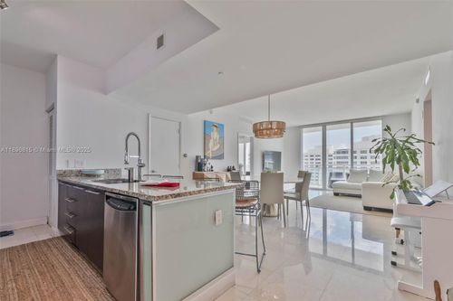 apt-1606-951 Brickell Ave, Miami, FL, 33131-3935 | Card Image