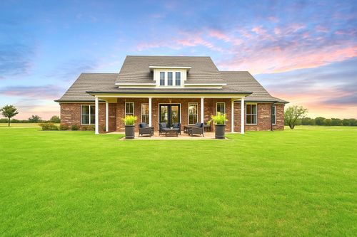 445 Lcr 424, Groesbeck, TX, 76642-2915 | Card Image