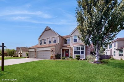 10881 Wheatlands Way, House other with 4 bedrooms, 3 bathrooms and 3 parking in Huntley IL | Image 3