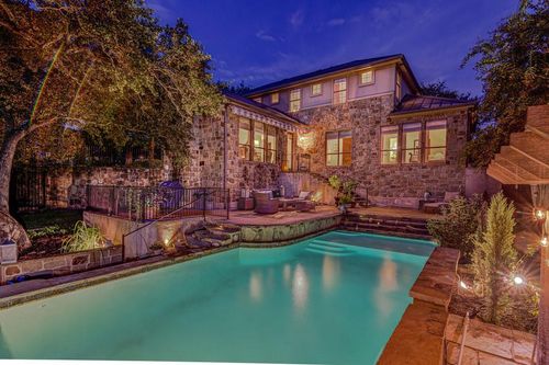 303 Rolling Green Dr, Lakeway, TX, 78734-5218 | Card Image