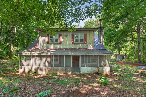 1152 Swan Ln, Westminster, SC, 29693-2924 | Card Image