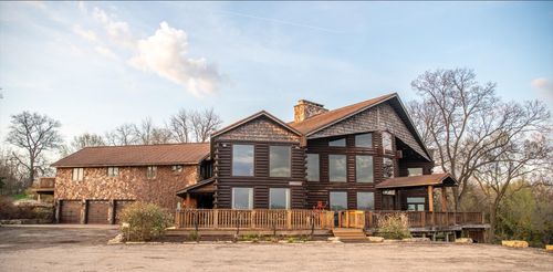 2003 W Hanover Rd, Hanover, IL, 61041-9715 | Card Image