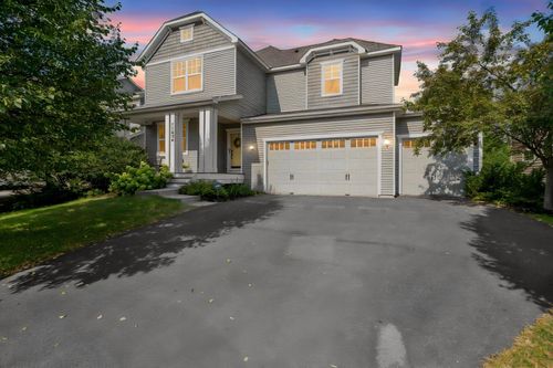 11624 Ivywood Cir, Woodbury, MN, 55129-7796 | Card Image