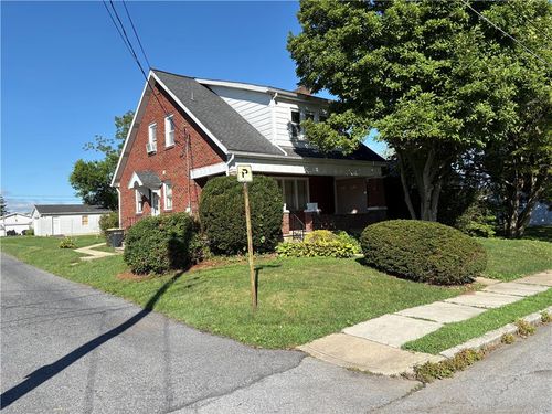2122 2nd Ave, Whitehall, PA, 18052-3912 | Card Image