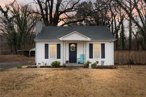 4015 Pleasant Garden Rd, Greensboro, NC, 27406-7601 | Card Image