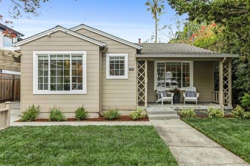 950 Iris St, Redwood City, CA, 94061-1502 | Card Image