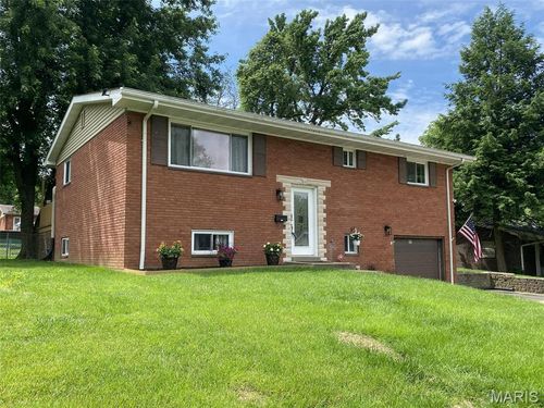 22 Saint George Drive, Belleville, IL, 62221 | Card Image