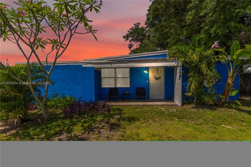 117 Ronald Rd, West Park, FL, 33023 | Card Image
