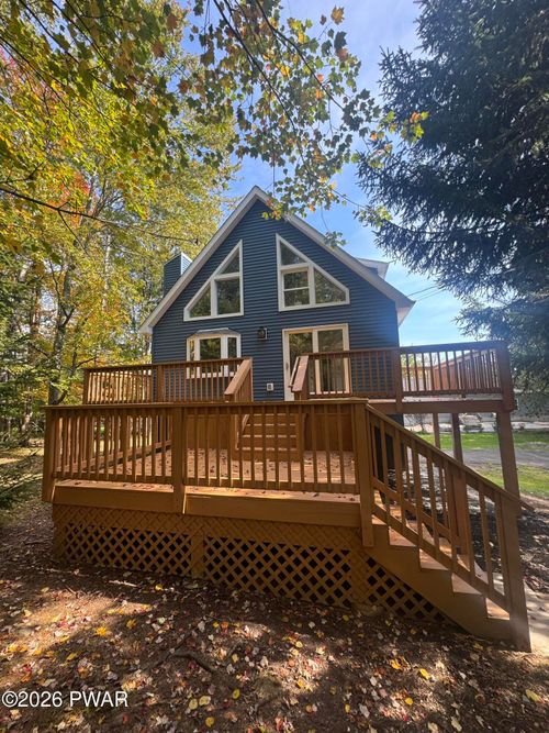 1059 Lakeland Dr, Lake Ariel, PA, 18436-8079 | Card Image