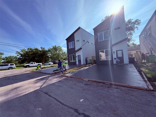 824 Mabel St, Richmond, TX, 77469 | Card Image