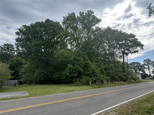 500 Carys Chapel Rd, Yorktown, VA, 23693-2506 | Card Image