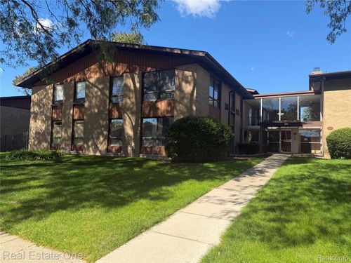 41-1545 Cherboneau Place, Detroit, MI, 48207 | Card Image
