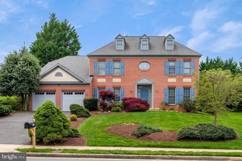 5501 Ashleigh Rd, FAIRFAX, VA, 22030-7245 | Card Image