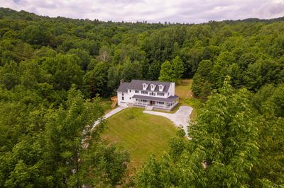 36 High Meadow Way, House other with 5 bedrooms, 2 bathrooms and null parking in Danby VT | Image 3