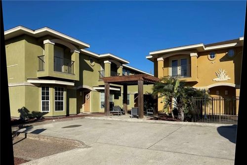 apt-304-15422 Seamount Cay Ct, Corpus Christi, TX, 78418-6830 | Card Image