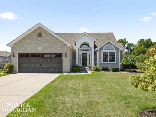4118 Aspen Cir Circle, Grand Blanc Charter Township, MI, 48439 | Card Image