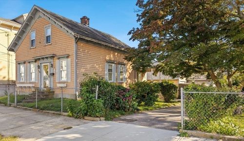 501 Pine St, Fall River, MA, 02720-5041 | Card Image