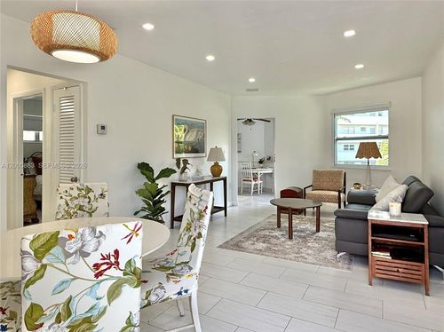 251-18750 Ne 18th Ave, Miami, FL, 33179-4267 | Card Image