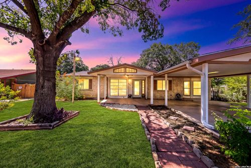 5306 Wapiti Trl, San Antonio, TX, 78228-2748 | Card Image