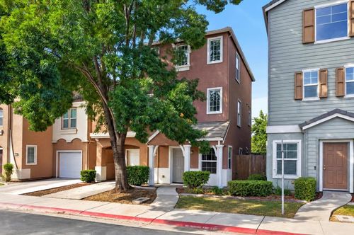 240 Ashwick Loop, Sacramento, CA, 95823 | Card Image