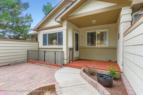 561 Ridgeview Dr, Louisville, CO, 80027-3266 | Card Image