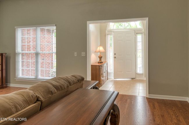 1707 Maremont Rd, House other with 3 bedrooms, 2 bathrooms and 2 parking in Knoxville TN | Image 4