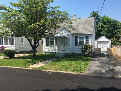 110 Westcott Ave, Cranston, RI, 02910-2527 | Card Image
