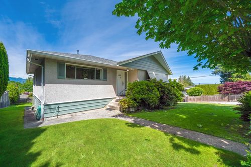 4971 Buxton St, Burnaby, BC, V5H1J4 | Card Image