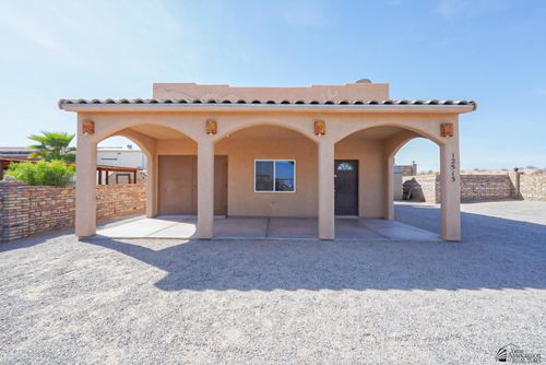 12513 E 45th Ln, Yuma, AZ, 85367-4713 | Card Image