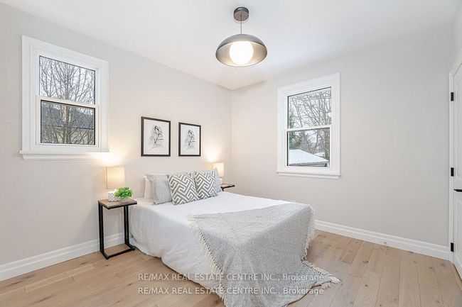 531 King St E, House other with 3 bedrooms, 2 bathrooms and 5 parking in Oshawa ON | Image 22
