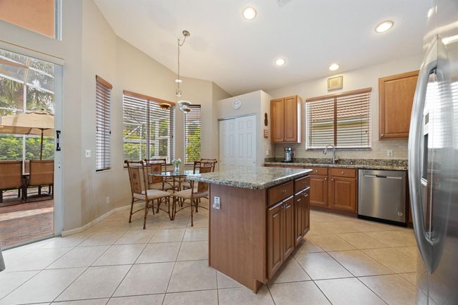 8926 Agliana Cir, House other with 3 bedrooms, 2 bathrooms and null parking in Boynton Beach FL | Image 15