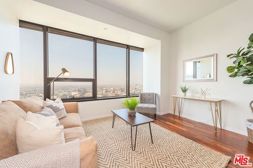 2501-1100 Wilshire Blvd, LOS ANGELES, CA, 90057-4302 | Card Image