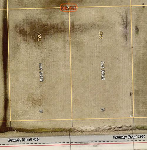56 E 300 North Rd, Loda, IL, 60948-8655 | Card Image