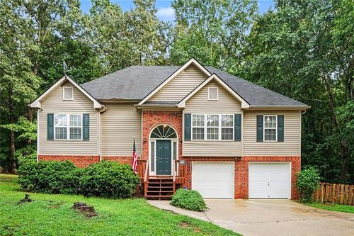 352 Academy Woods Dr, Jefferson, GA, 30549-7517 | Card Image
