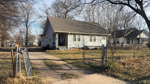 4225 E 2nd Pl, Tulsa, OK, 74112-1303 | Card Image