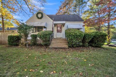 726 E State Street, House other with 3 bedrooms, 2 bathrooms and null parking in Barberton OH | Image 2