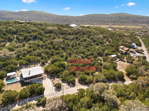 000 Cat Claw Mountain Rd, Concan, TX, 78838 | Card Image