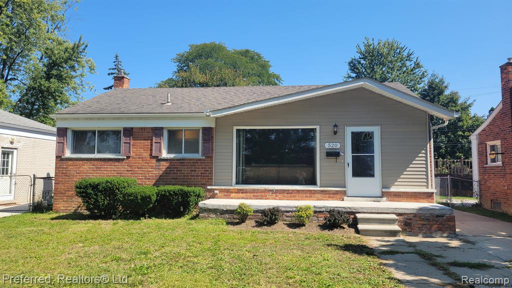 Harrison St, Garden City, MI 48135
